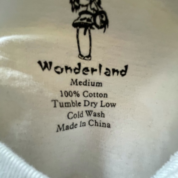 Cute and fun tee that brightens up any look! - Picture 3 of 3